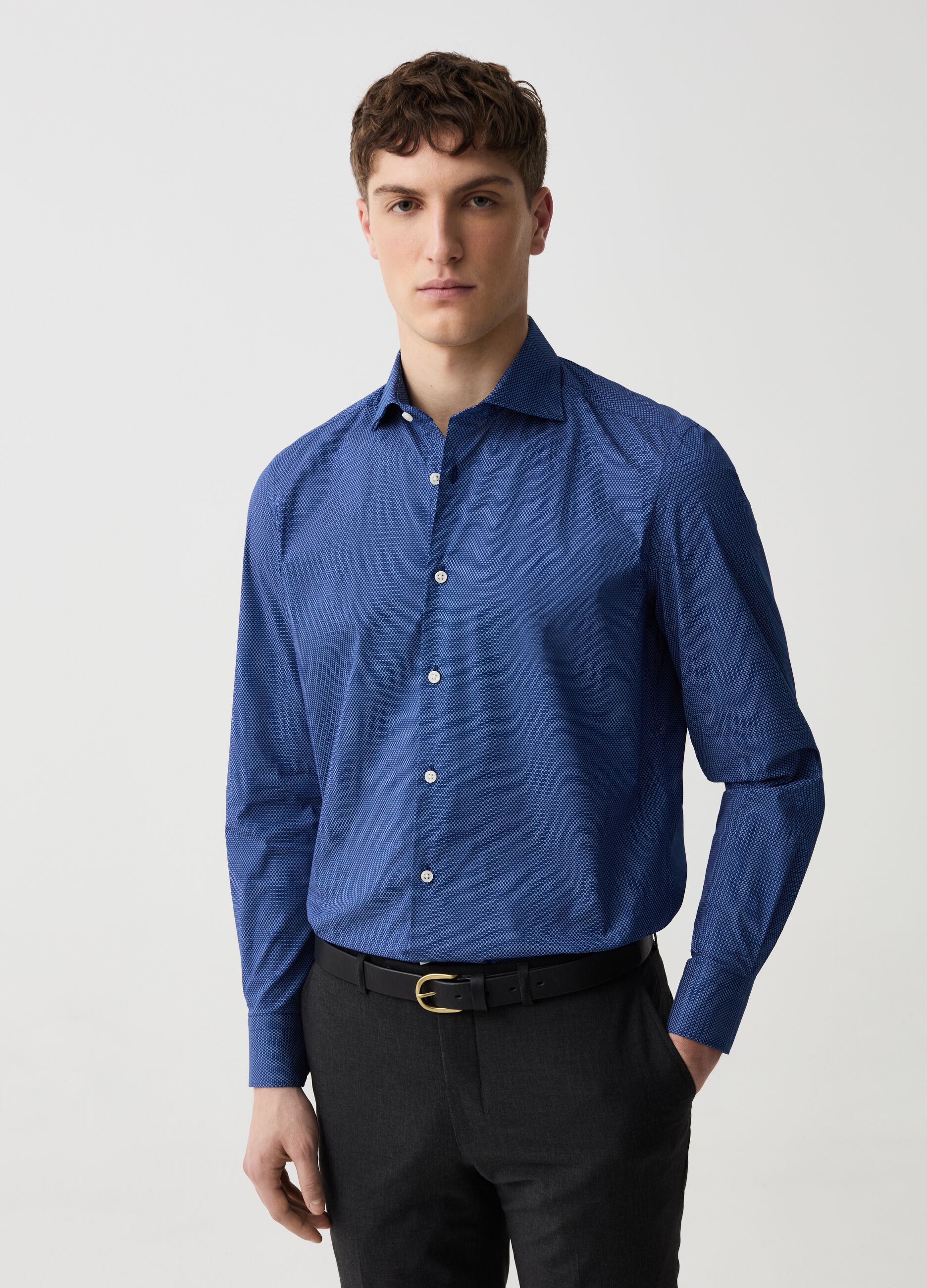 Slim-fit shirt with micro pattern