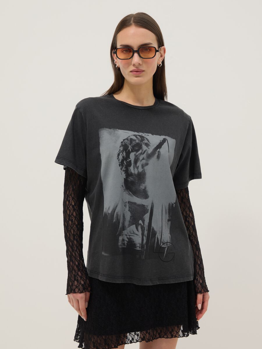 Schwarzes T-Shirt aus reinem Baumwolle mit normalem Oversize-Schnitt_1
