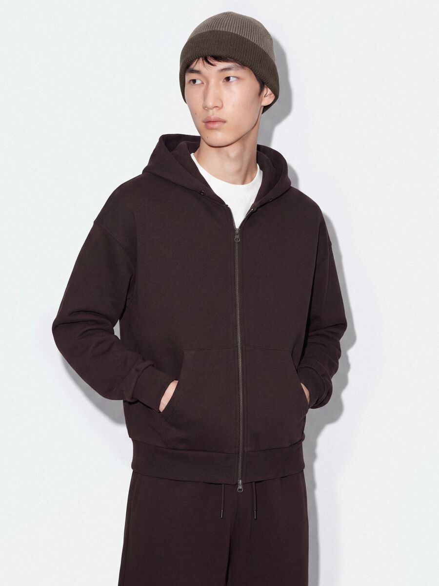 Brown cropped hoodie in pure cotton with oversized fit_0