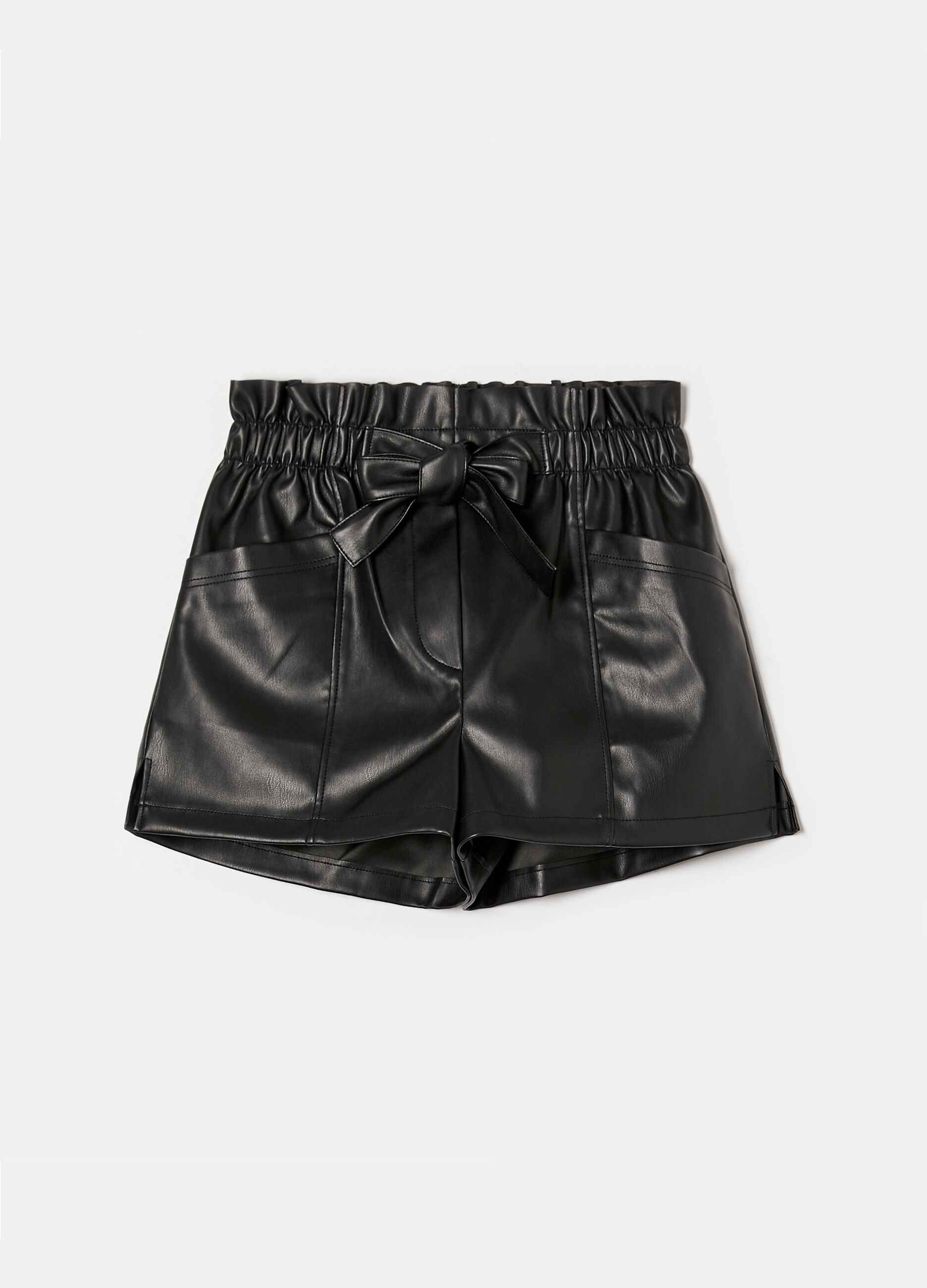 Shiny-effect shorts with bow._0
