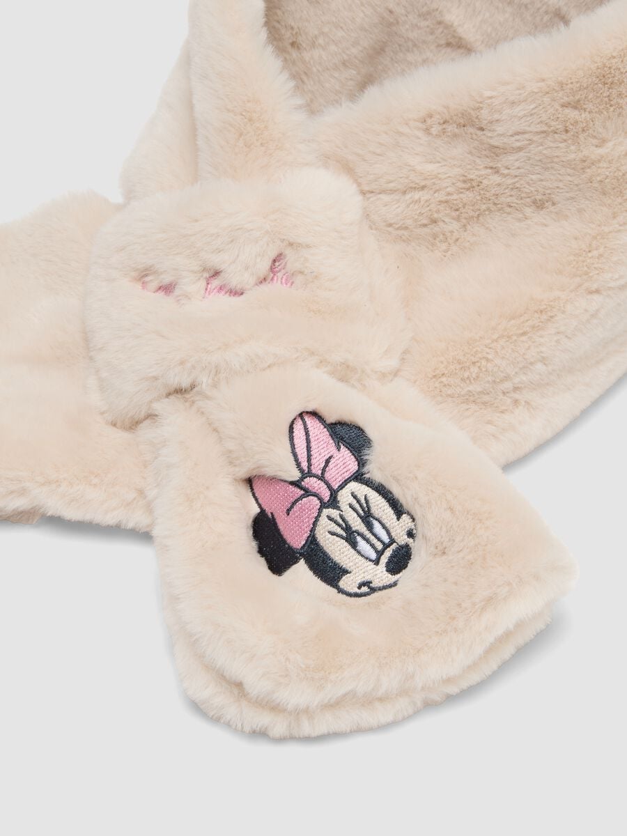 White Minnie embroidered scarf_1