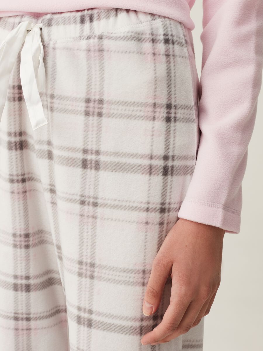 Long pyjama trousers with check pattern_3