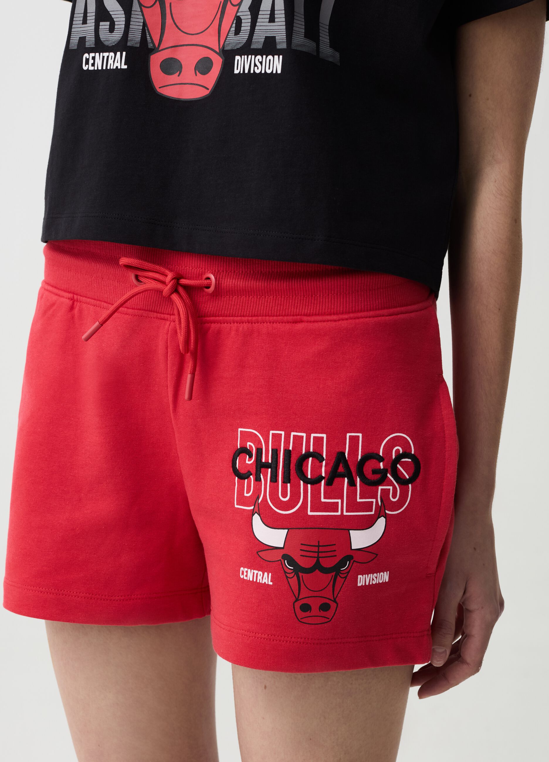 Shorts with NBA Chicago Bulls print