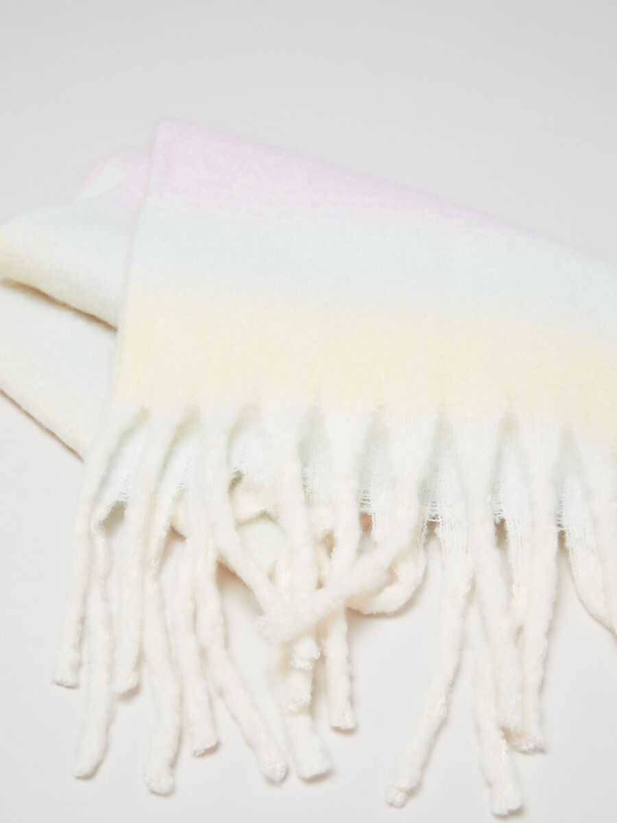 Colour block scarf with fringe_1