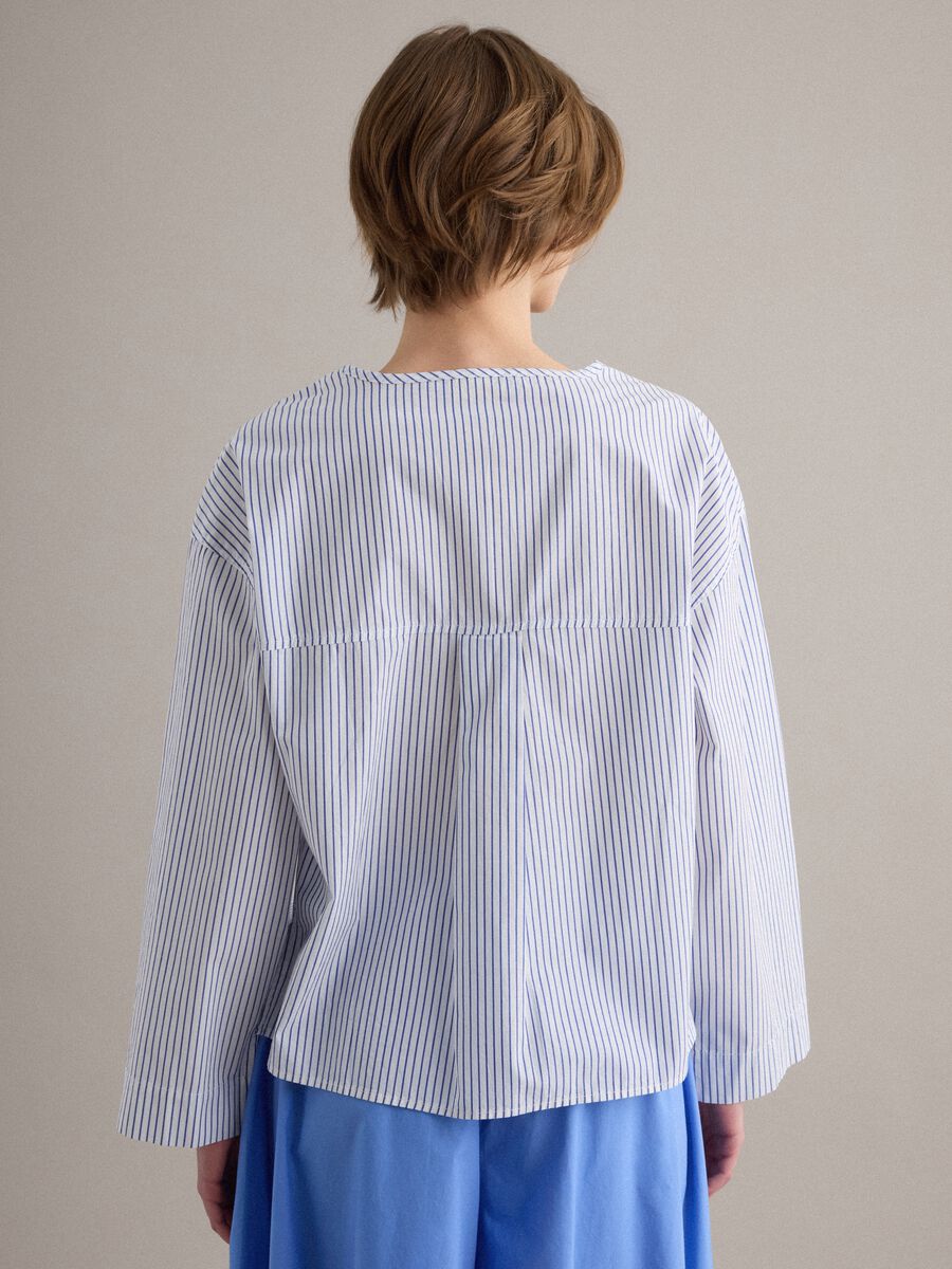 Multicolour striped pure cotton shirt regular fit with pocket_3