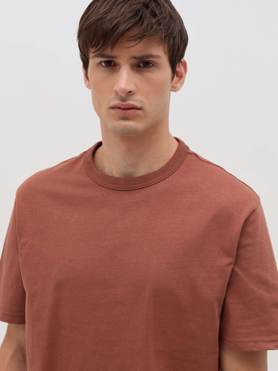 Cotton T-shirt with round neck_2