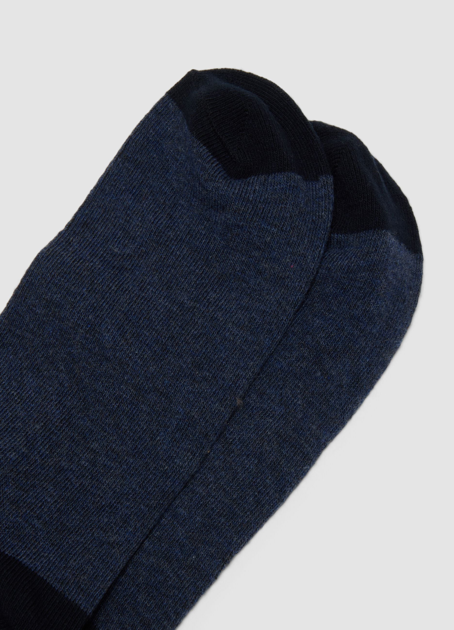 3er-Pack blaue Socken in mittlerer H&ouml;he aus elastischer Bio-Baumwolle