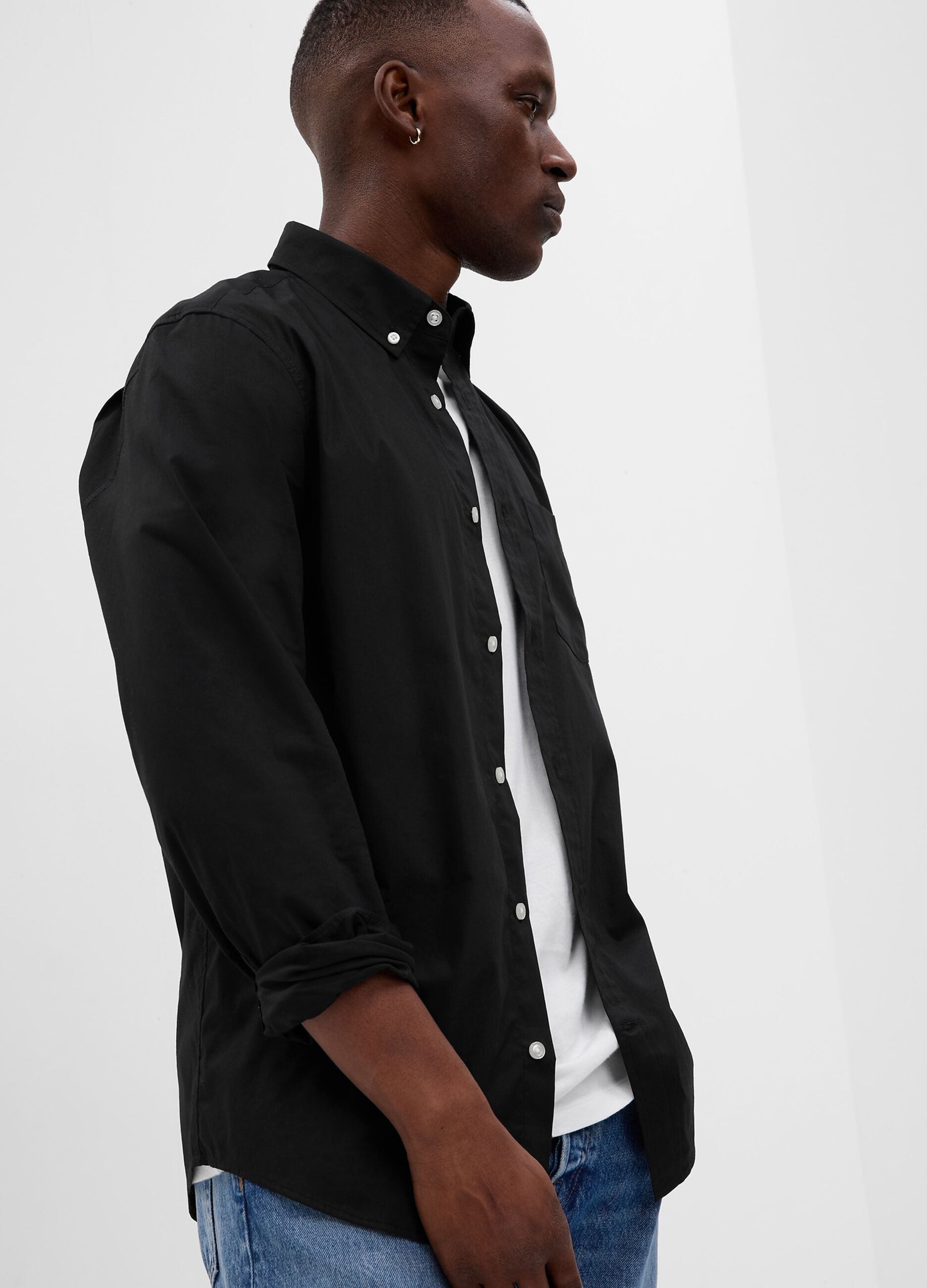 Regular-fit shirt in poplin with pocket