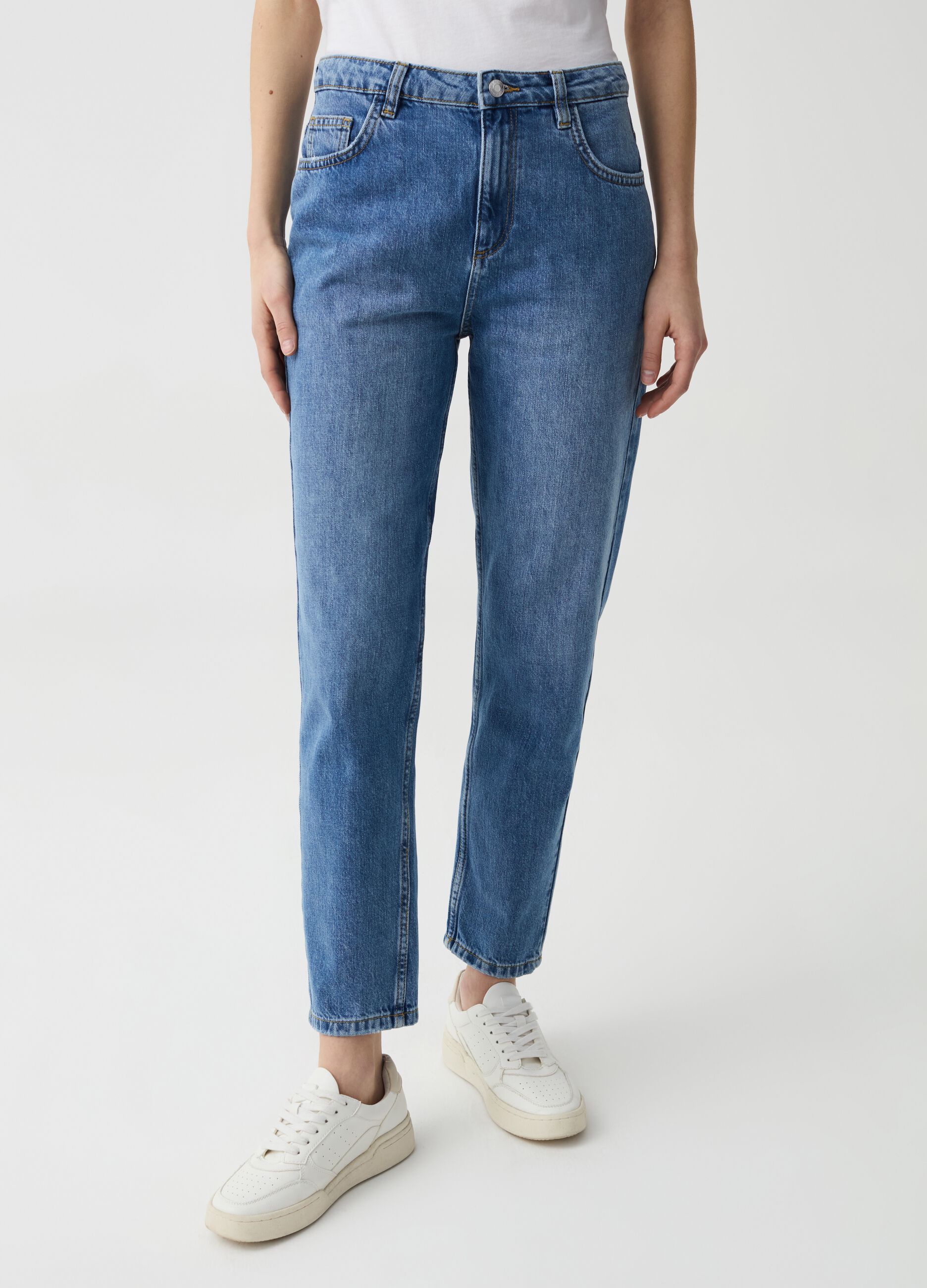 Straight fit cropped jeans