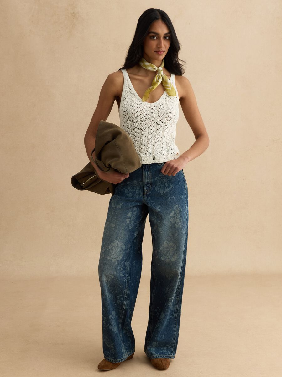 &Lambda;&epsilon;&upsilon;&kappa;ό &mu;&pi;&lambda;&omicron;&upsilon;&zeta;ά&kappa;&iota; &tau;ύ&pi;&omicron;&upsilon; tank &alpha;&pi;ό &kappa;&alpha;&theta;&alpha;&rho;ό &beta;&alpha;&mu;&beta;ά&kappa;&iota; &pi;&lambda;&epsilon;&kappa;&tau;ό_1