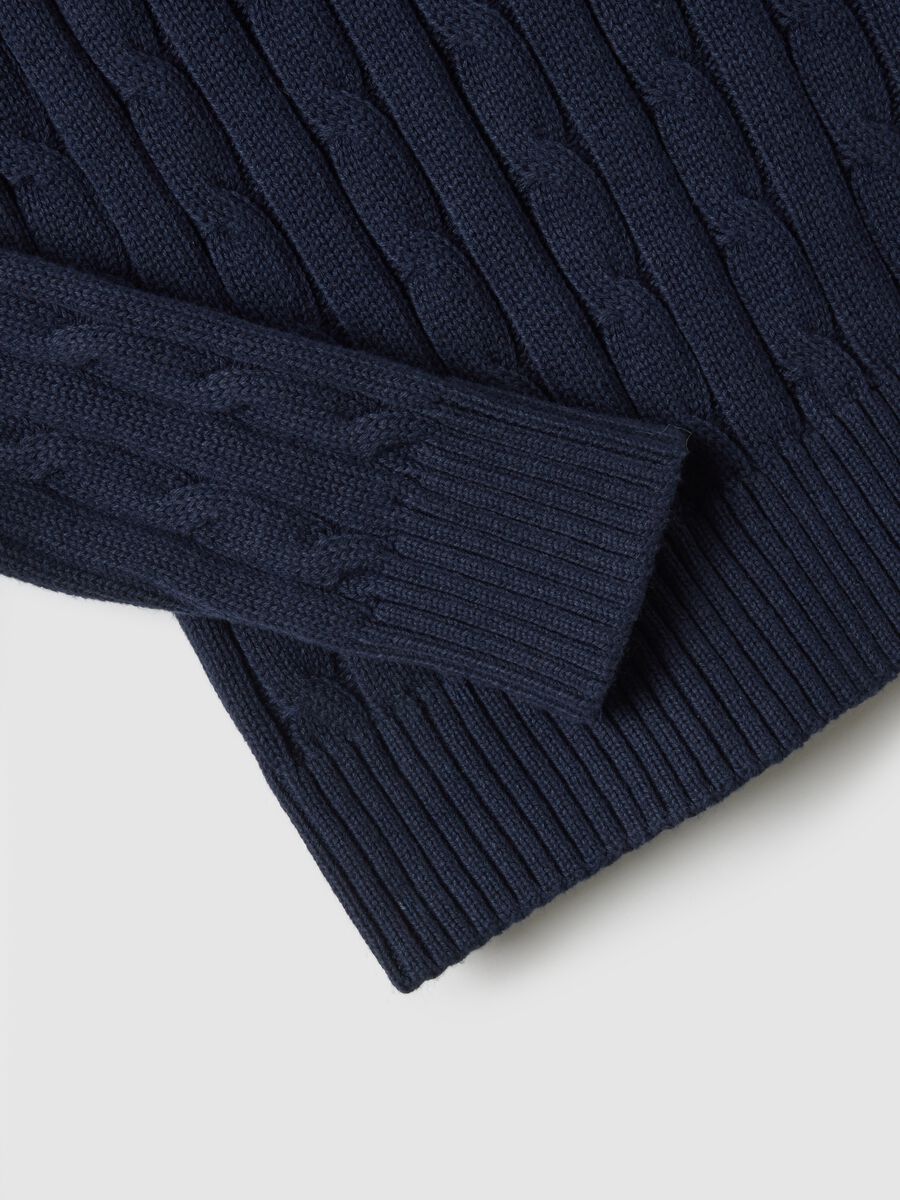 Blue pure cotton regular fit pullover with cable knit_5