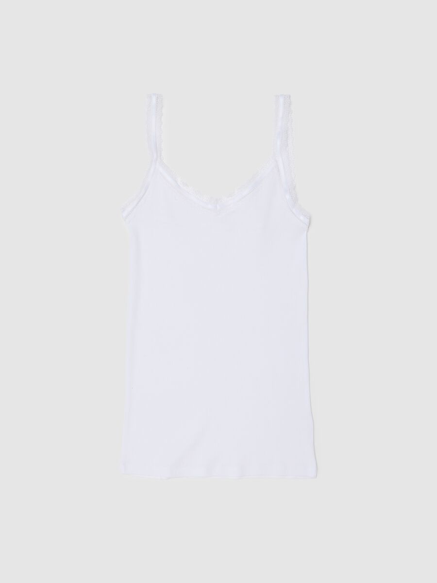White pure cotton regular fit vest with lace trim_4