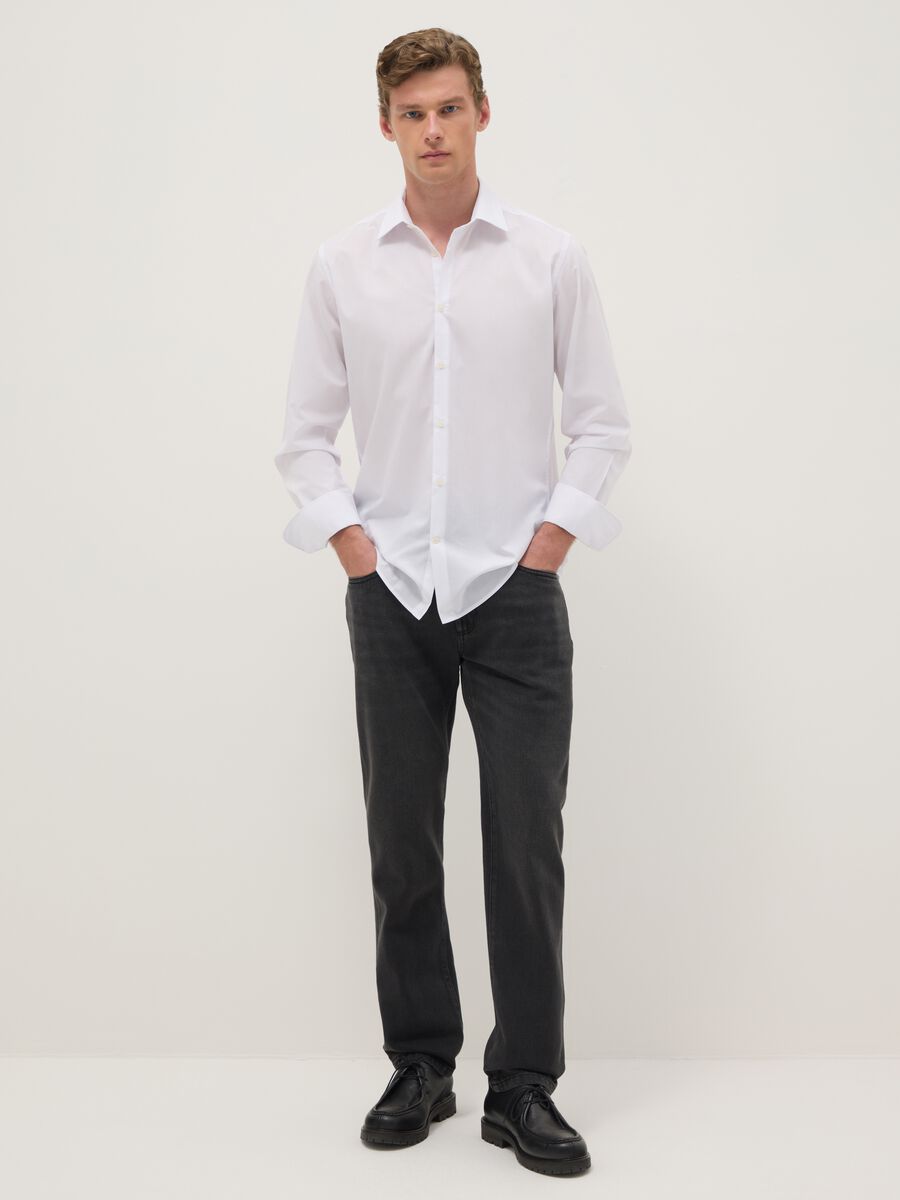 Black cotton blend regular fit jeans_0