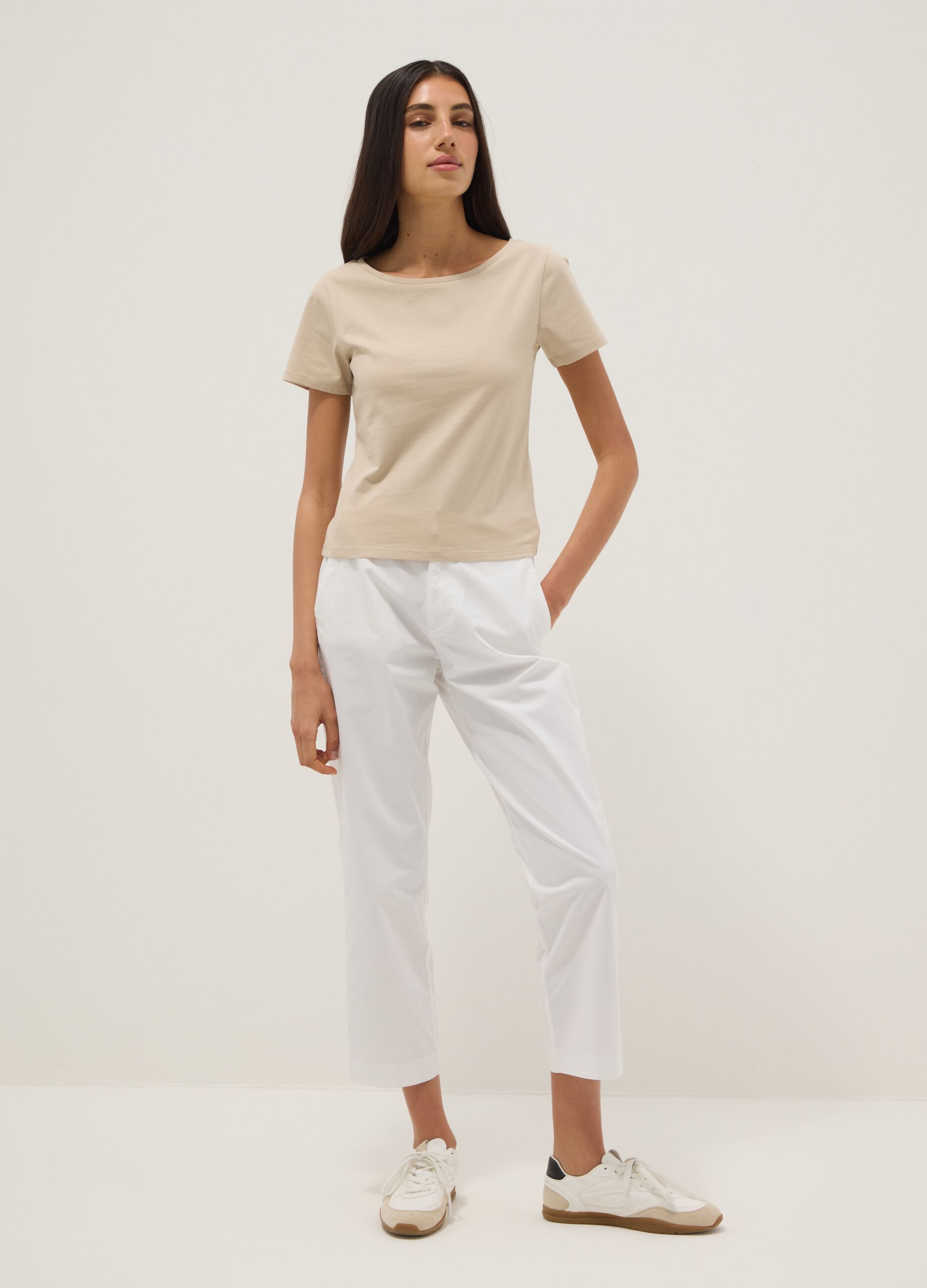 Beige short-sleeved pure cotton T-shirt