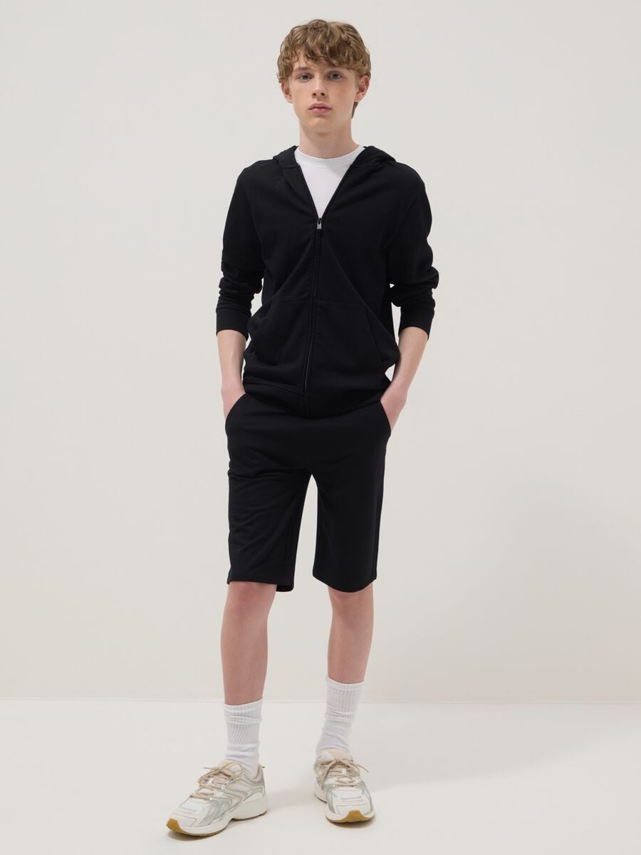 Schwarze Jungen-Shorts aus Baumwollmix in Comfort Fit_0