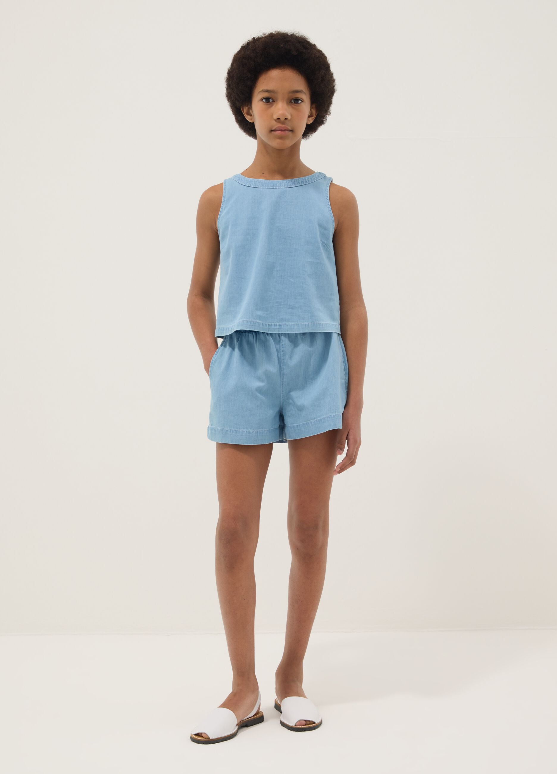 Light blue pure cotton denim shorts for girls, regular fit