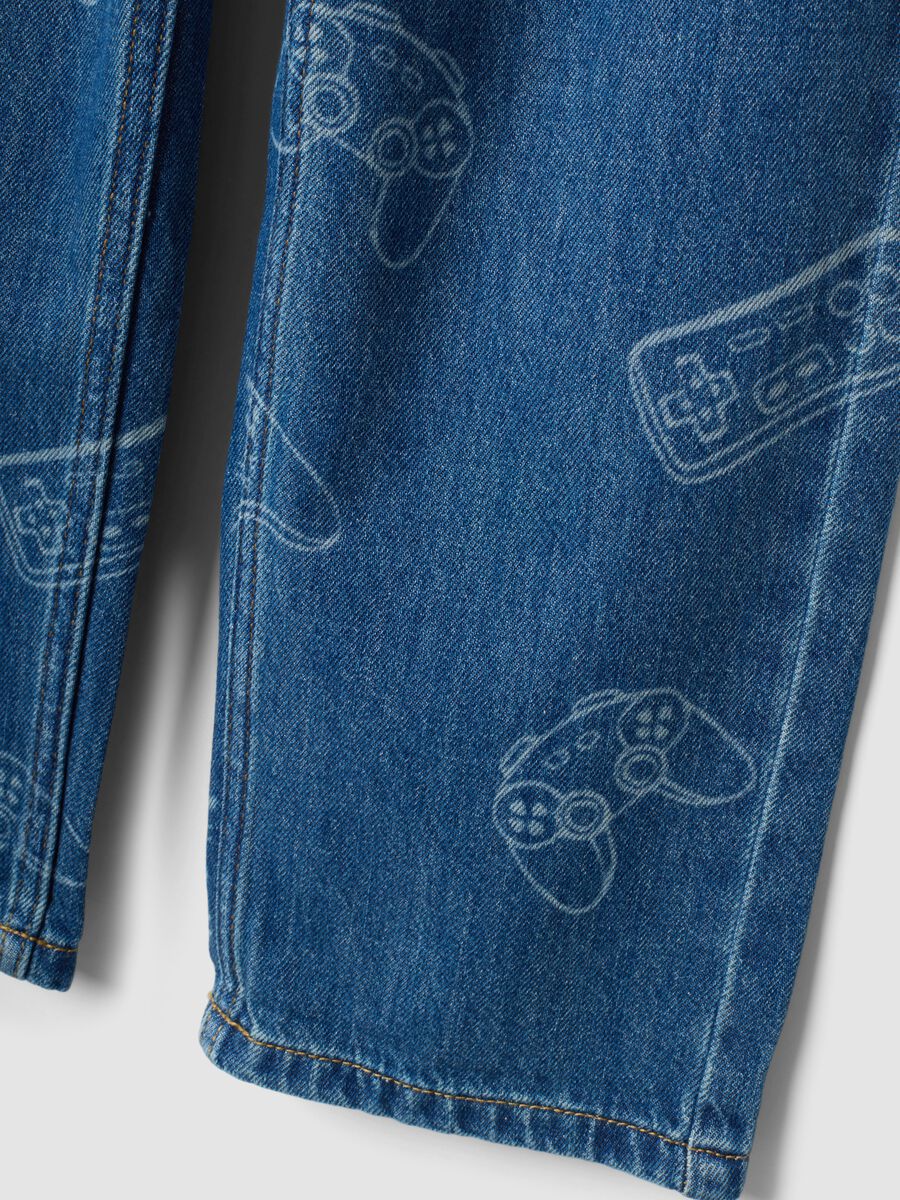 Cotton-viscose blend denim jeans with gaming print_3
