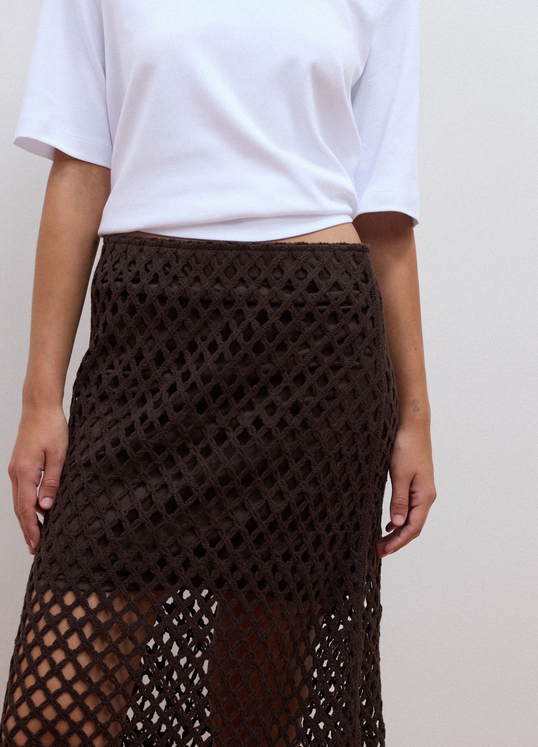 Brown cotton-blend crochet skirt