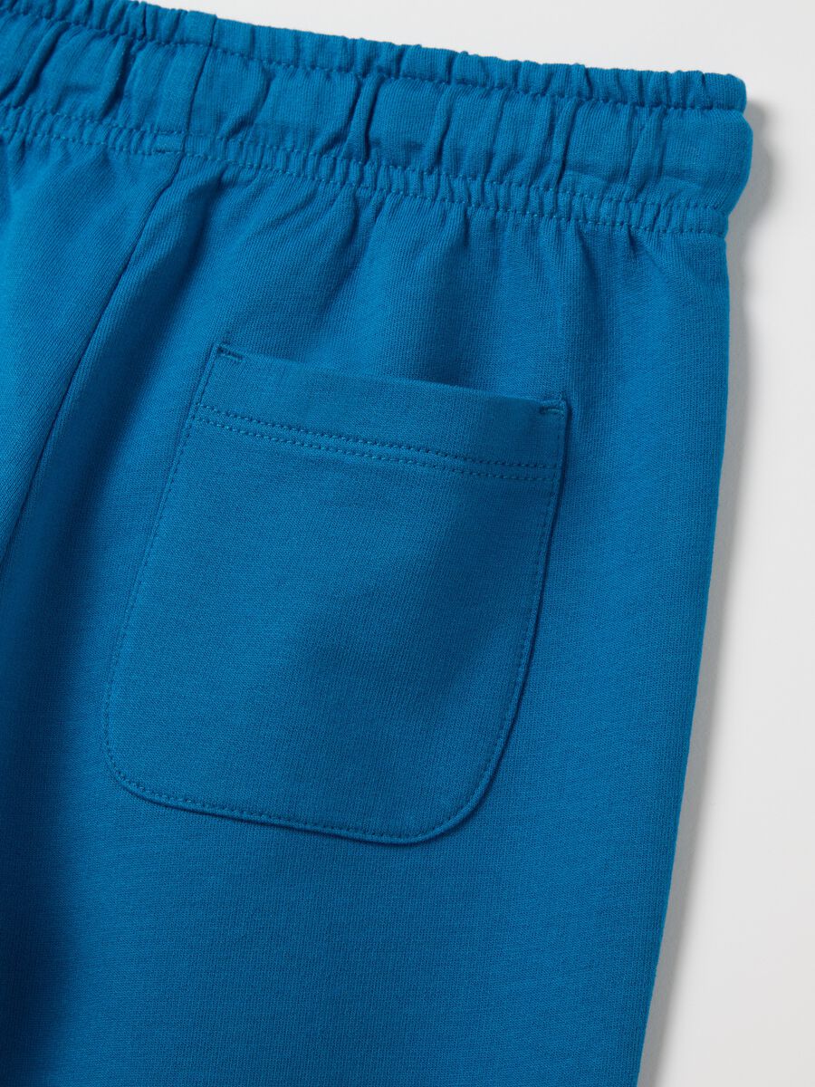 Boy's blue shorts in 100% cotton with regular fit_2