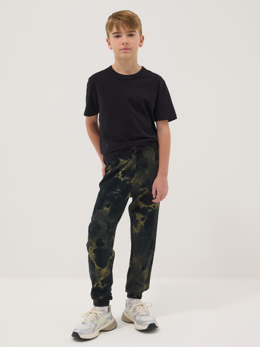 Boys' multicolour pure cotton TieDye regular fit trousers_0