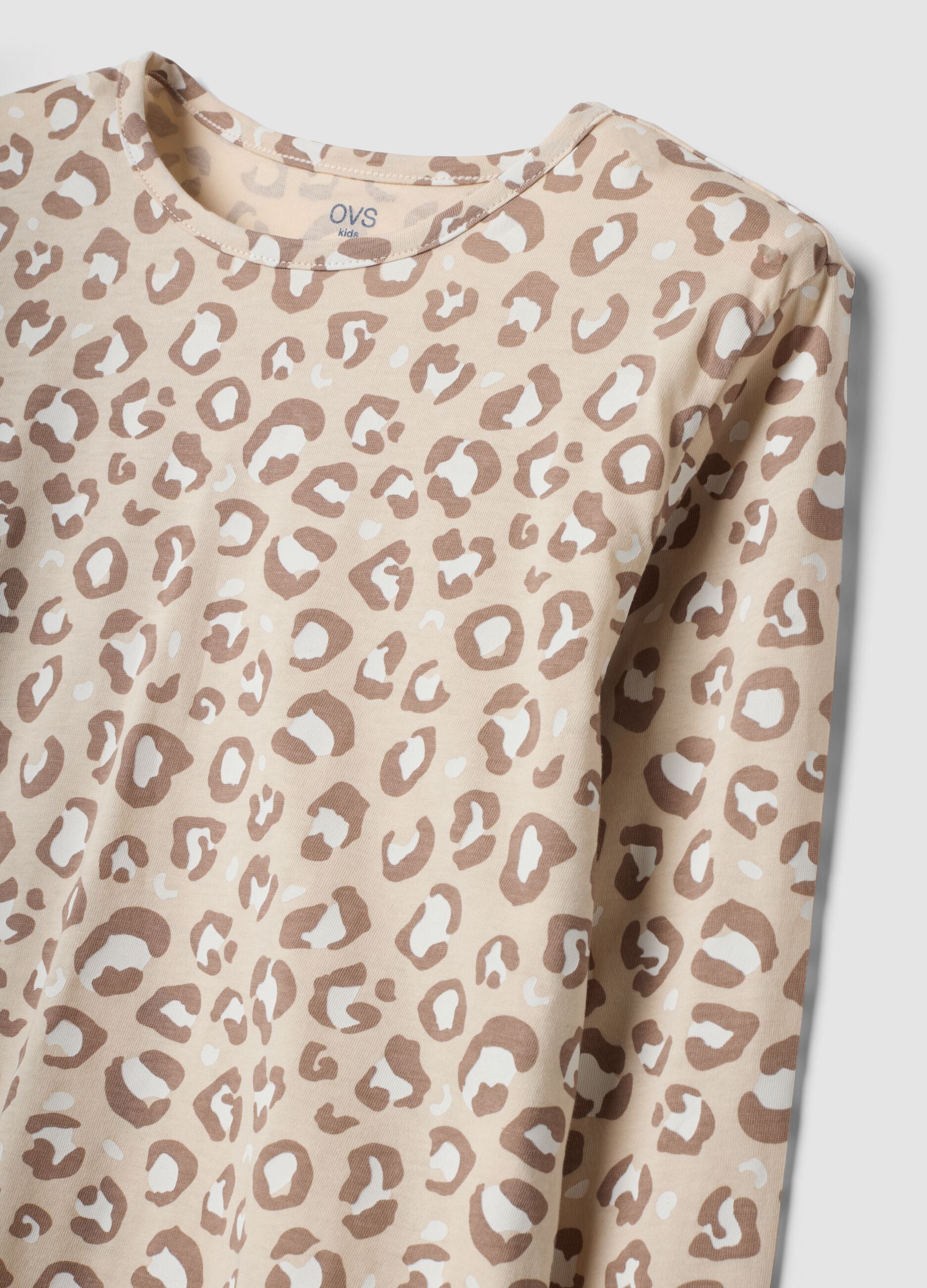 Pigiama beige in cotone organico con stampa animalier per bambina e ragazza