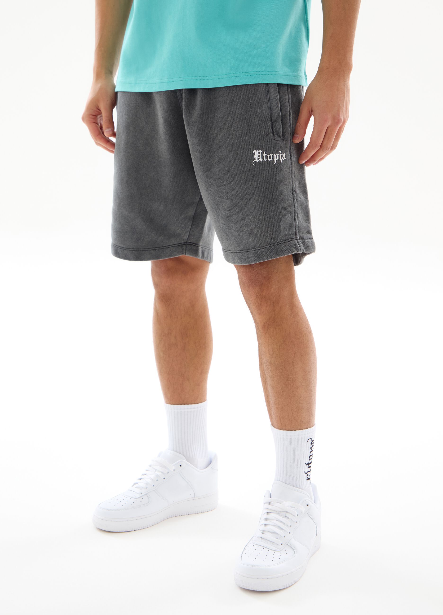 UTOPJA FOR THE SEA BEYOND Bermuda joggers with print