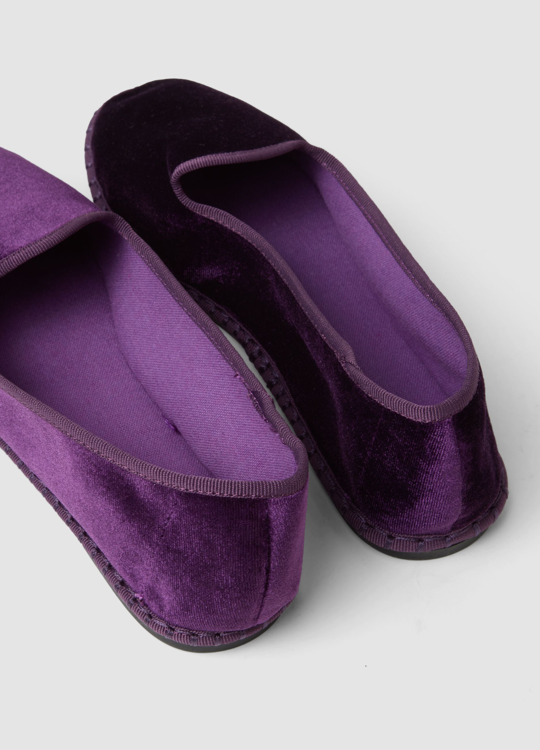 Classic purple ballet flats