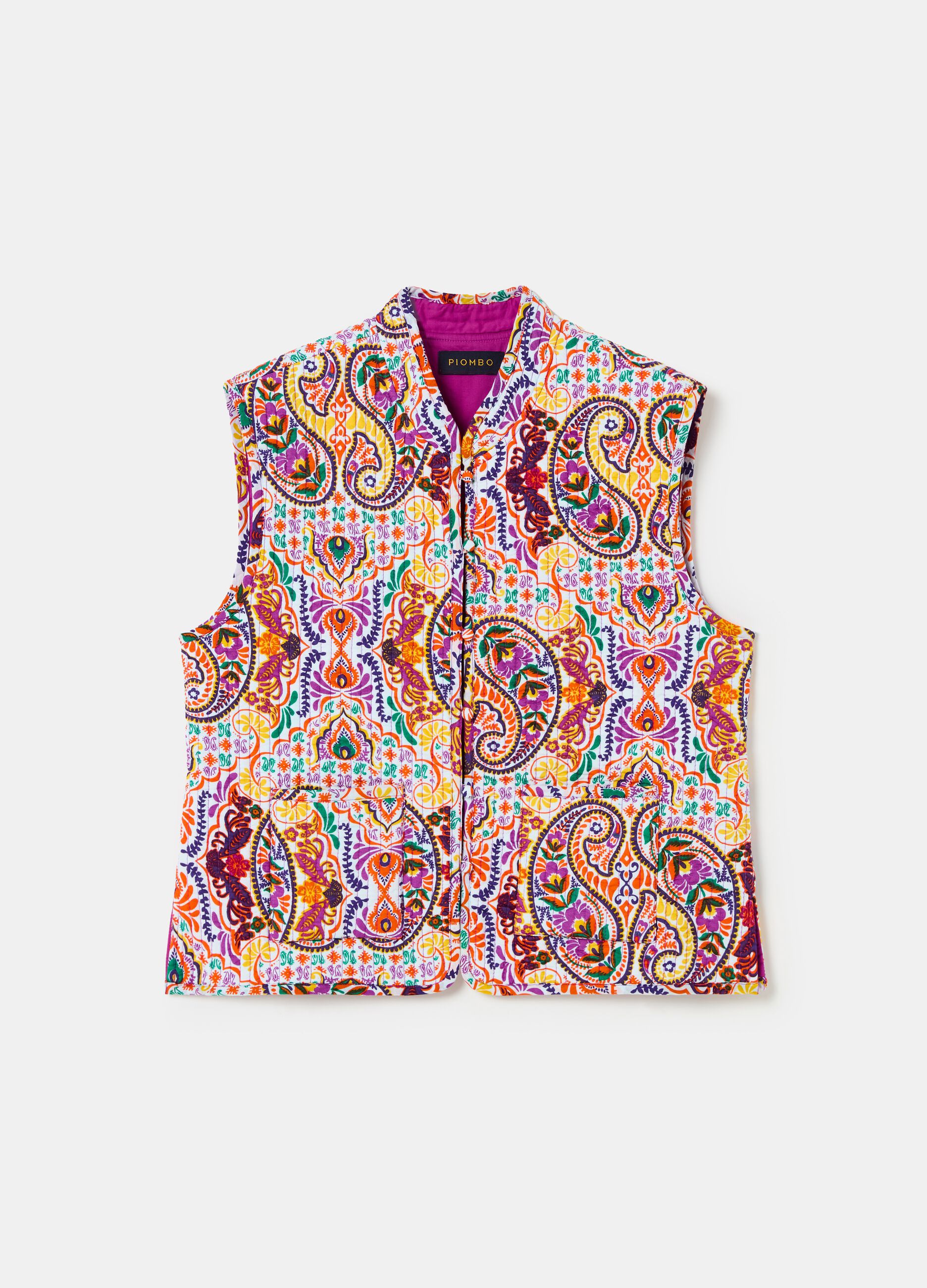 Quilted gilet with paisley print