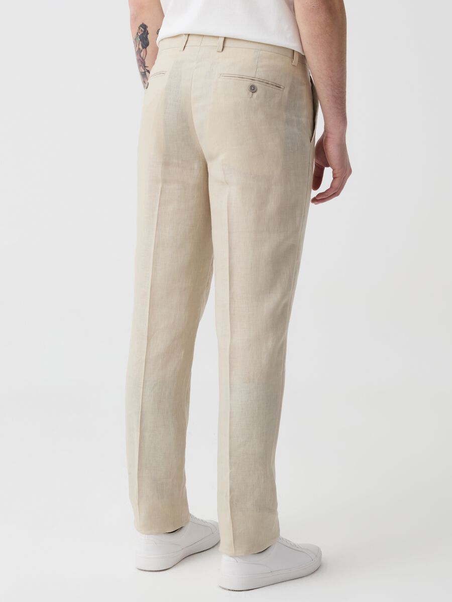 Pantalón slim fit de lino color liso_2