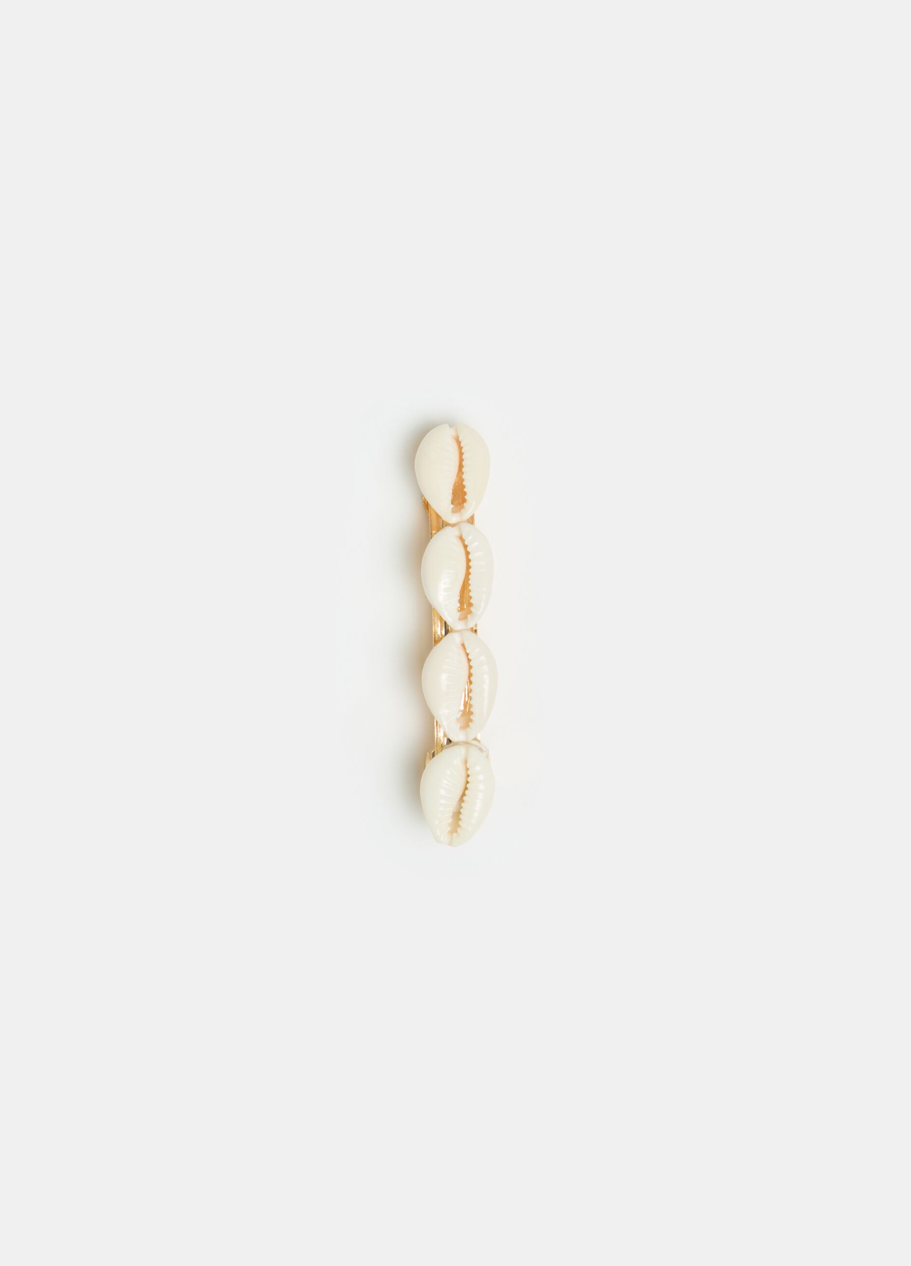 Hair clip with shells