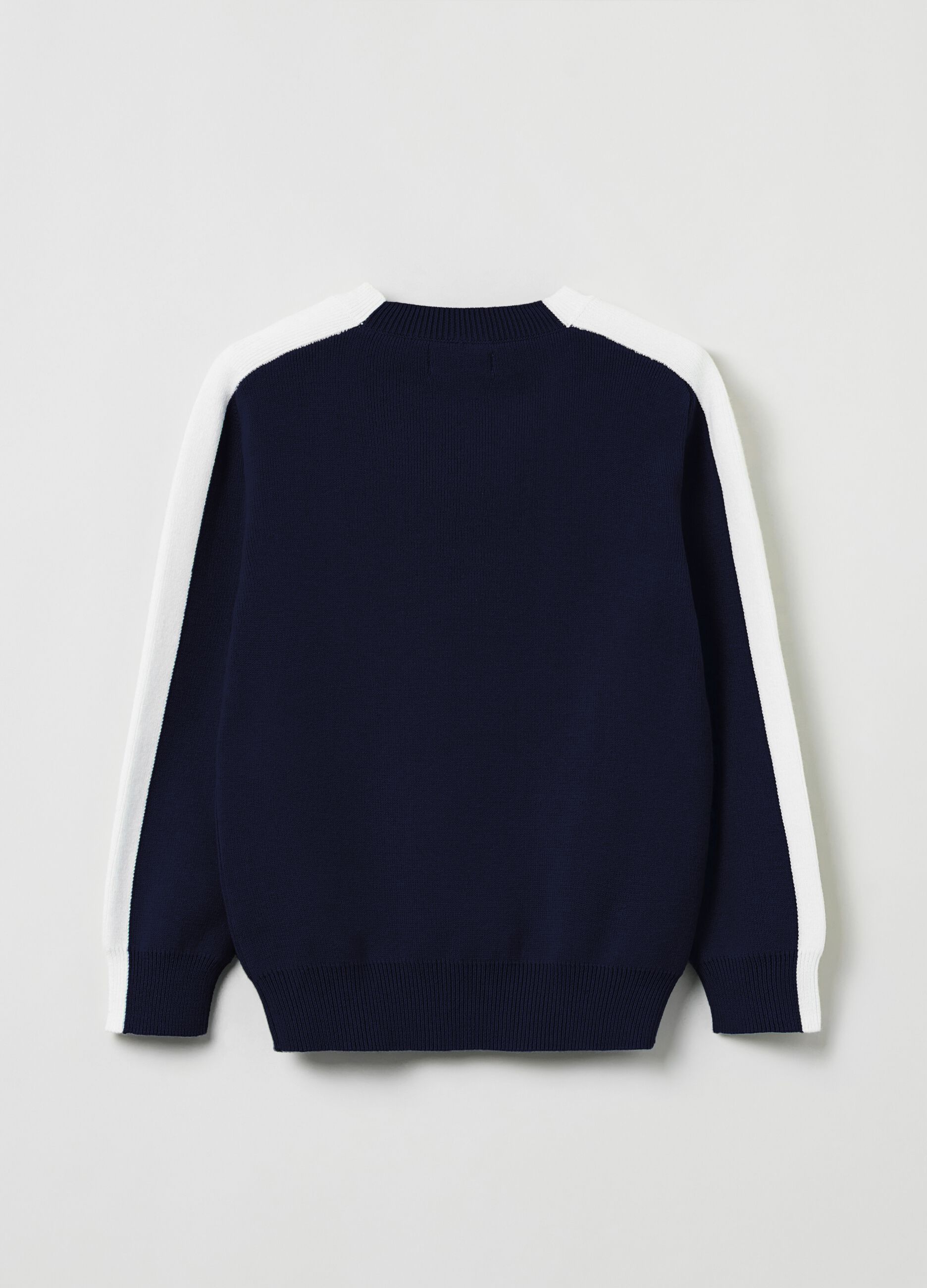 Two-tone cotton pullover