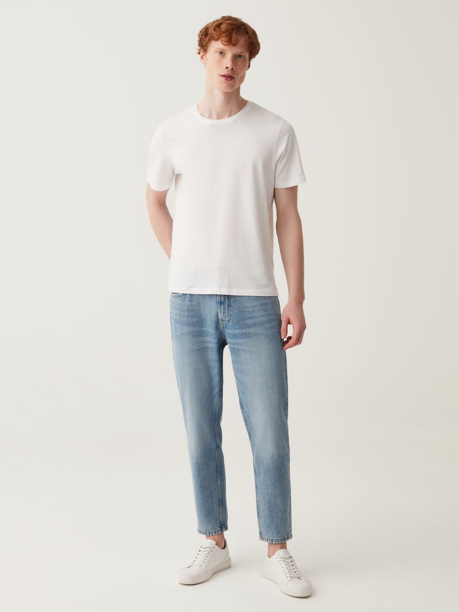 Relaxed-fit jeans with five pockets_0