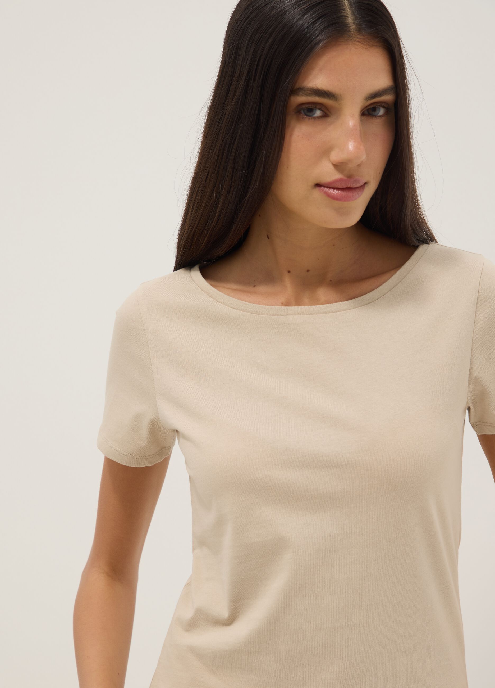 Beige short-sleeved pure cotton T-shirt