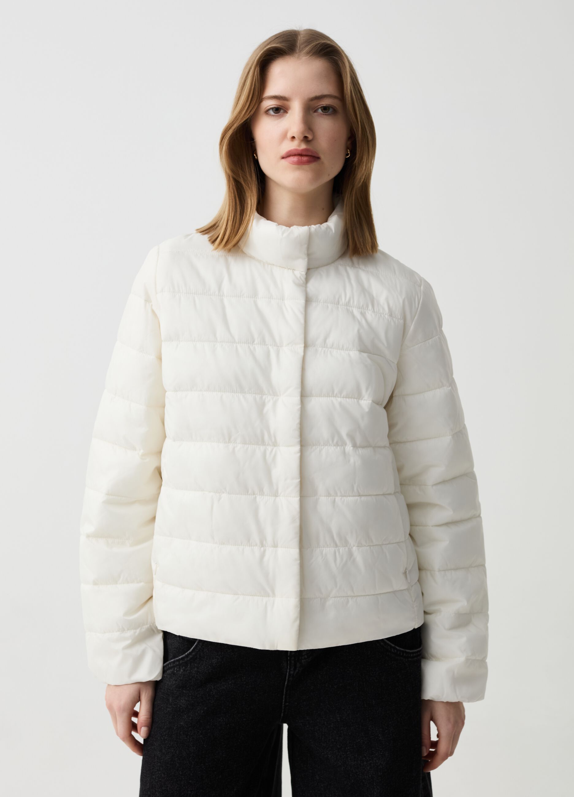 Essential ultralight down jacket with high neck