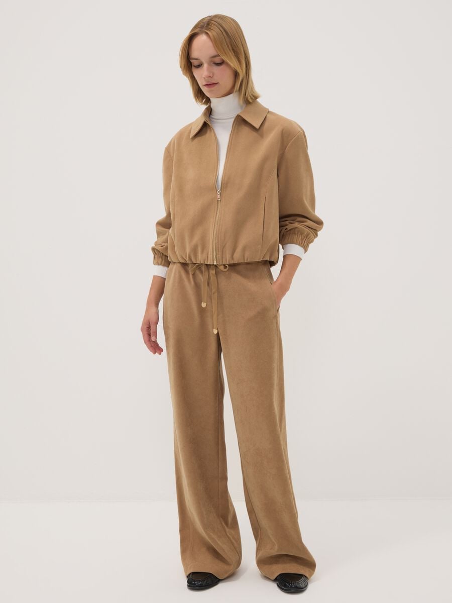 Beiger Blazer aus Stretchstoff im Over-Fit mit Reissverschluss_2