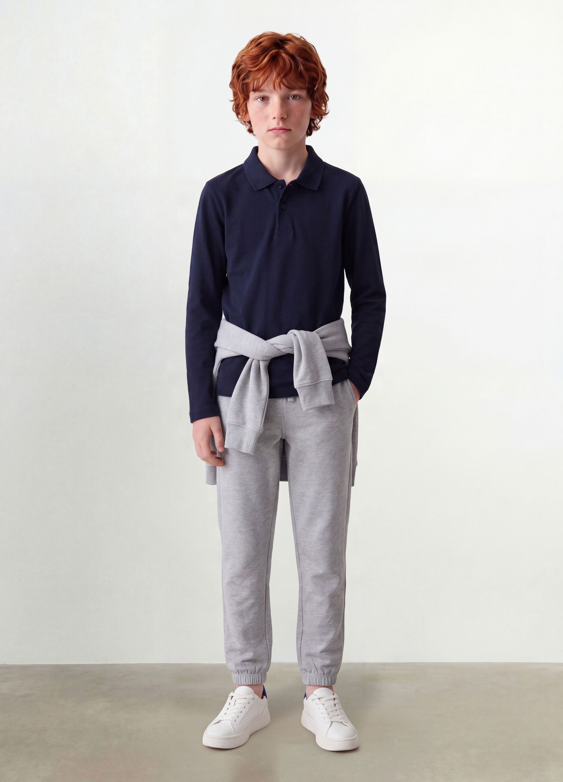 Blue regular-fit polo shirt in organic cotton piqu&eacute; for boys