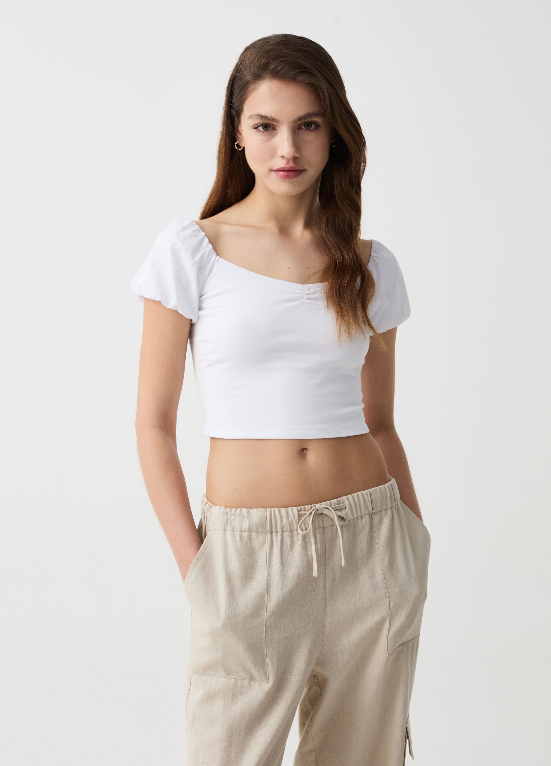 Crop T-shirt with puff sleeves
