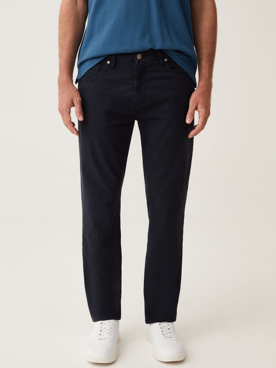 Five-pocket trousers in stretch twill_1