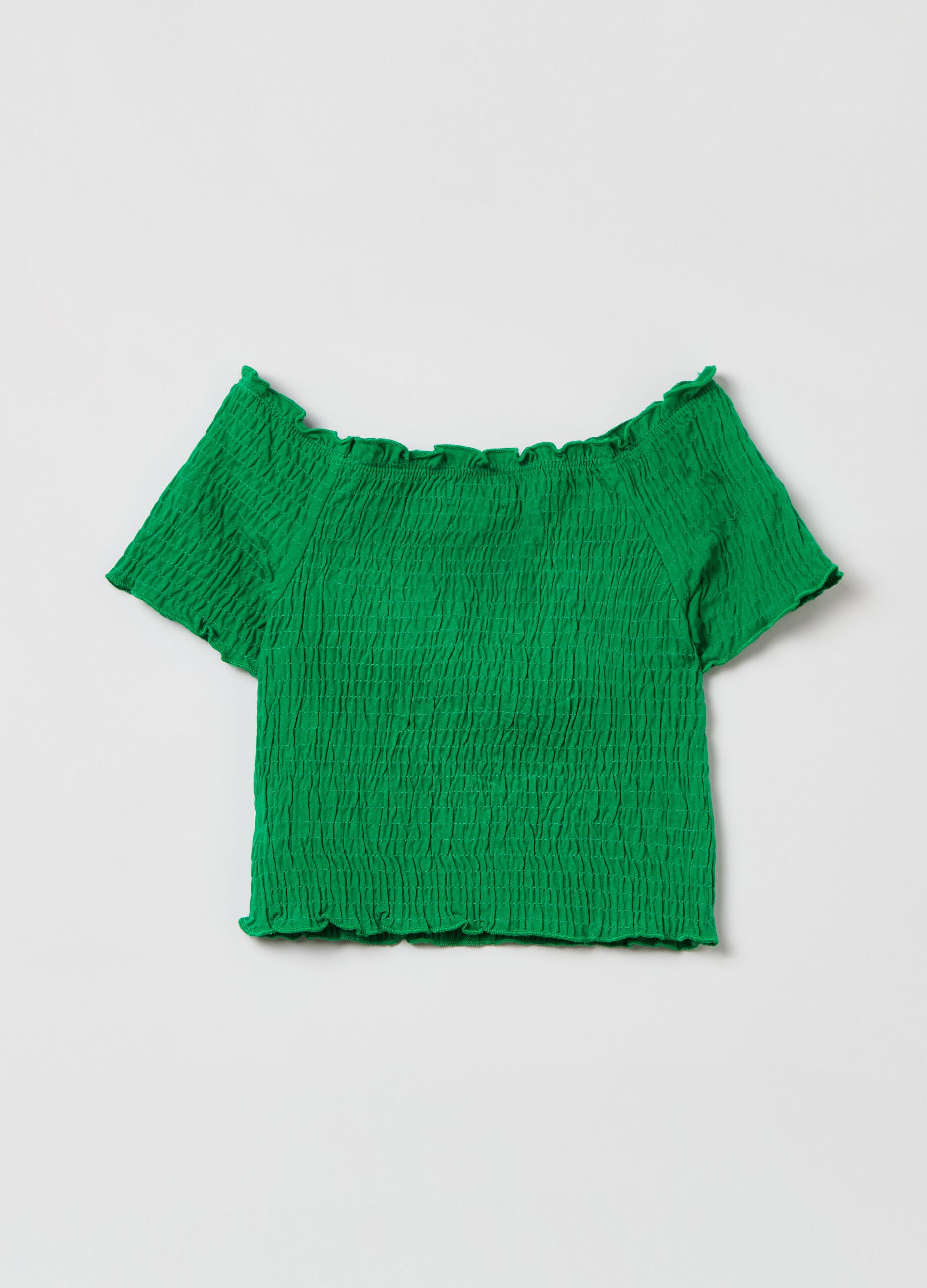 T-shirt with boat neck and smock stitch