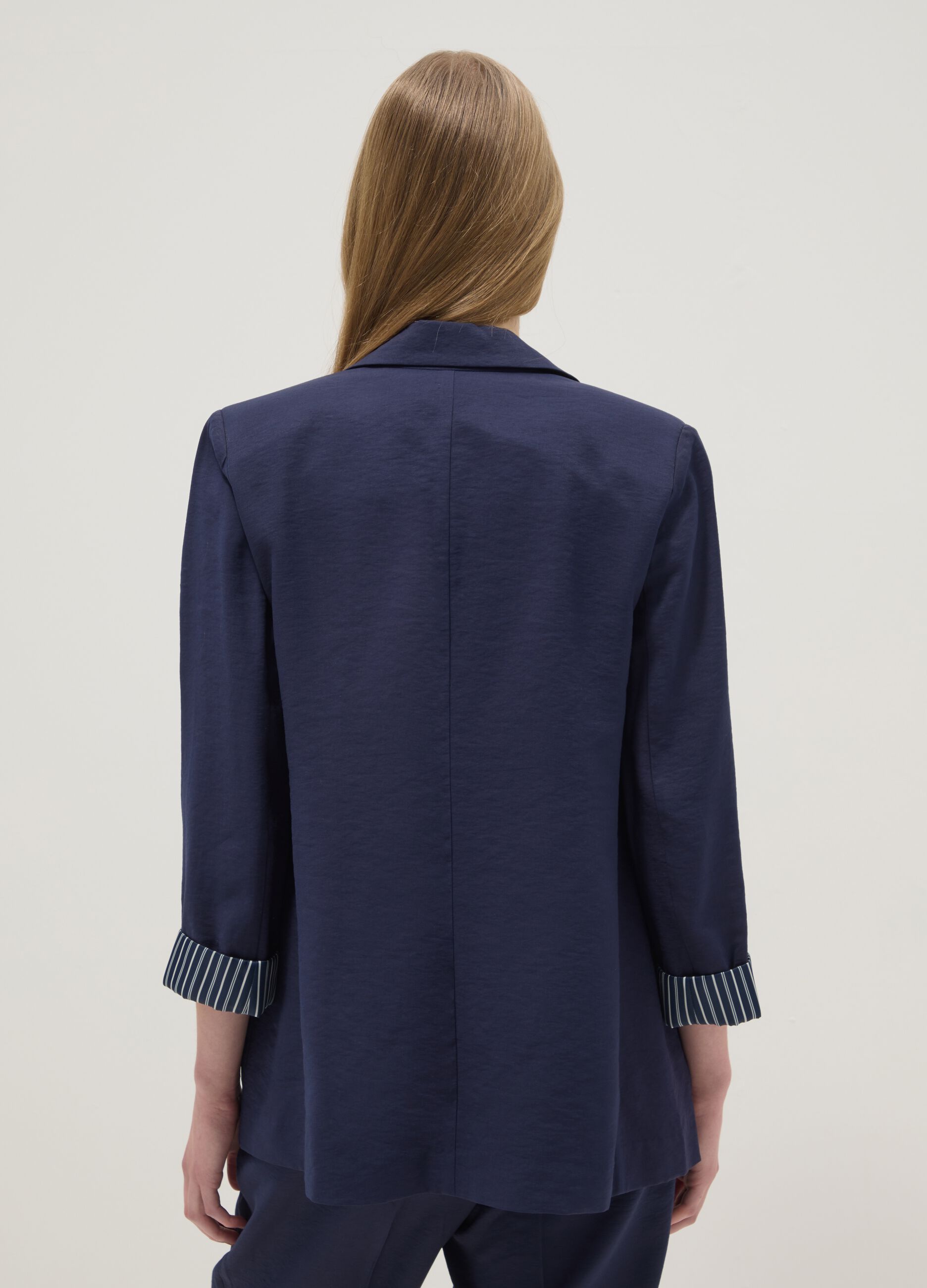 Regular Fit Blazer aus blauem Viskose-Mischgewebe mit gestreiften Manschetten