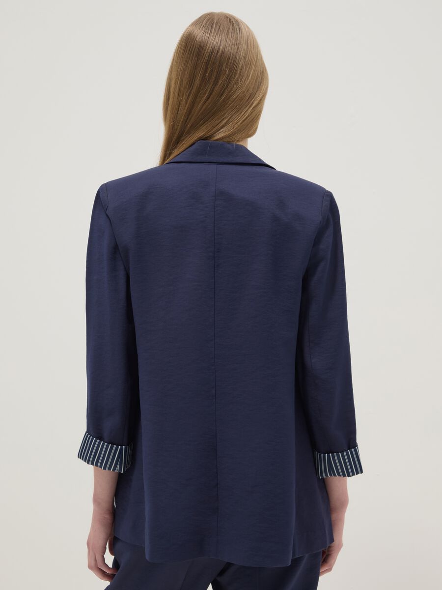 Regular fit blue viscose blend blazer with striped cuffs_3
