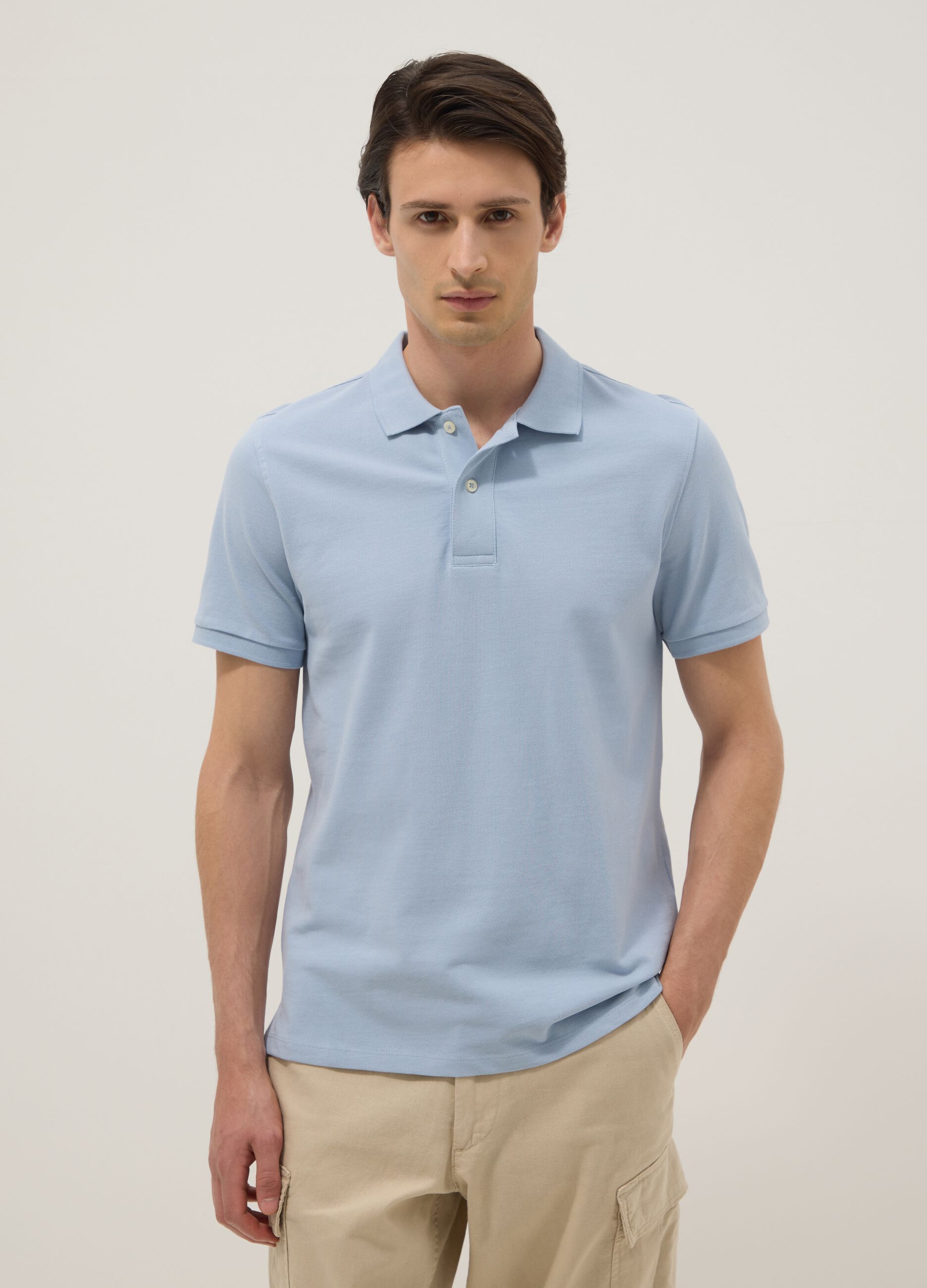 Light blue short-sleeve polo in pure organic cotton, regular fit