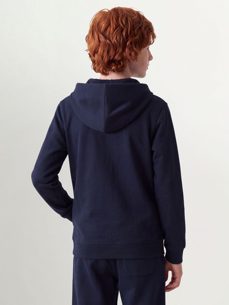 Blauer Hoodie aus reiner Bio-Baumwolle, Regular Fit f&uuml;r Jungen_2