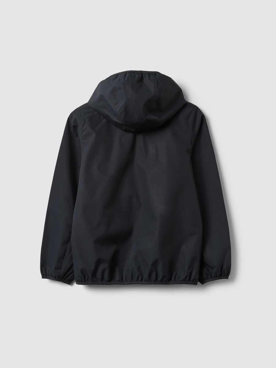Black oversized rain jacket with hood and zip for boys_6