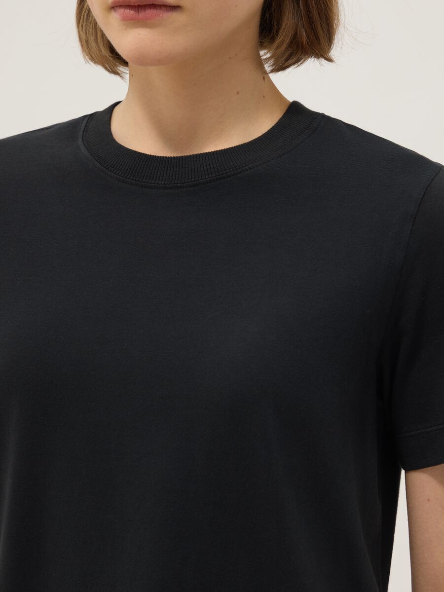 Black pure cotton crew neck t-shirt, regular fit_3