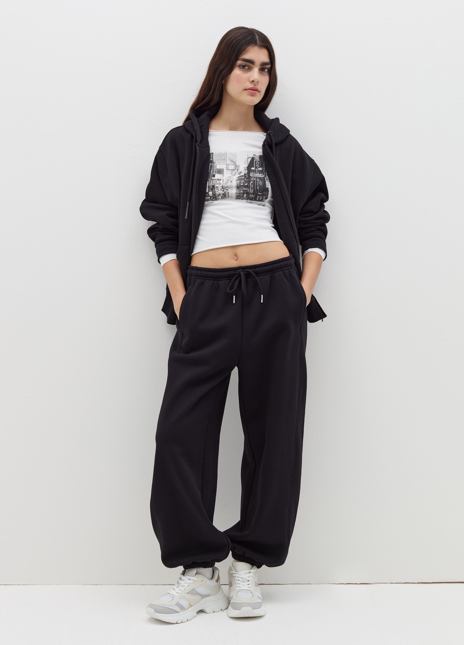 Oversized full-zip sweatshirt with hood