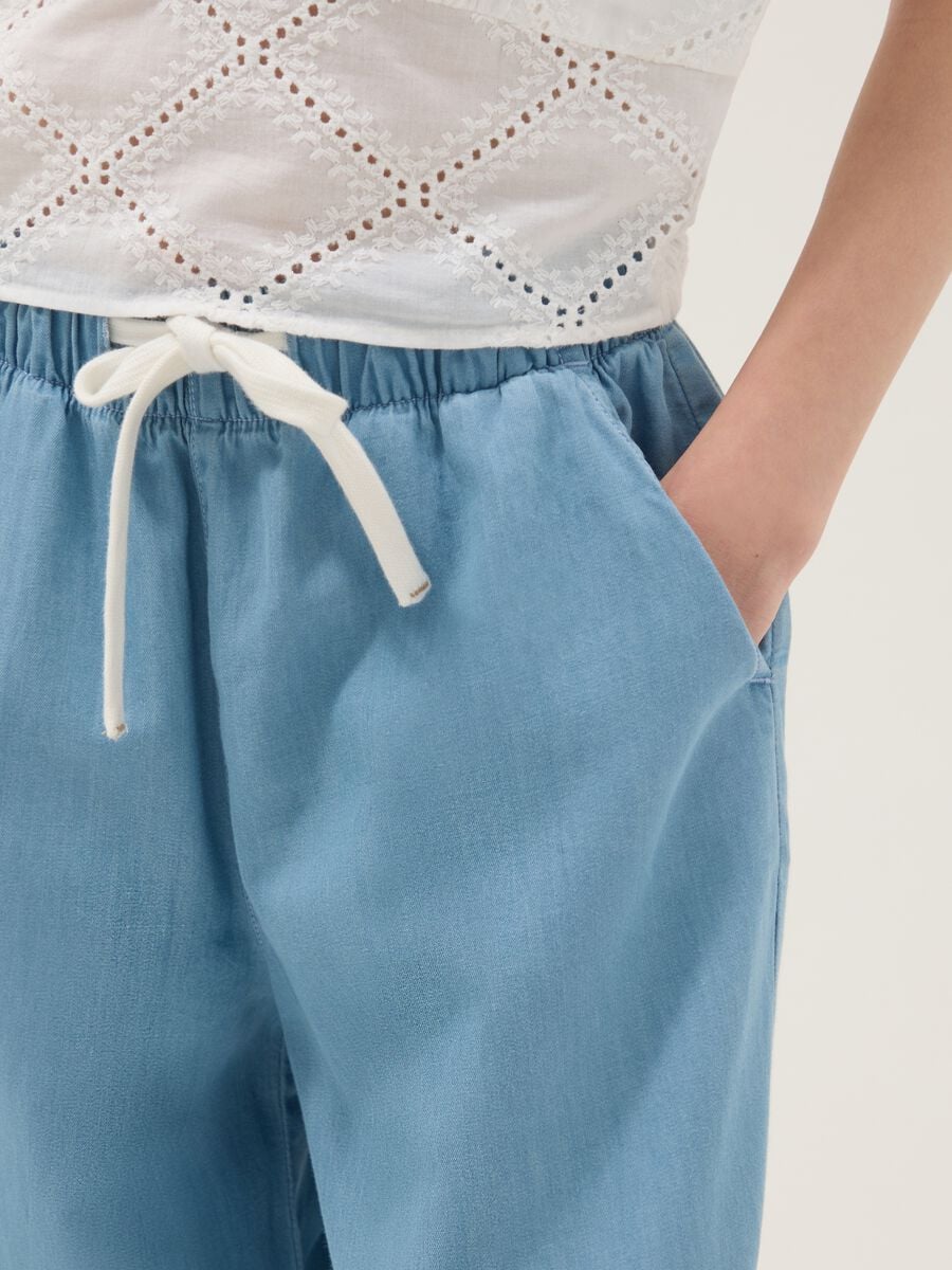 Pantal&oacute;n vaquero azul claro de algod&oacute;n puro para ni&ntilde;a, pernera ancha_2