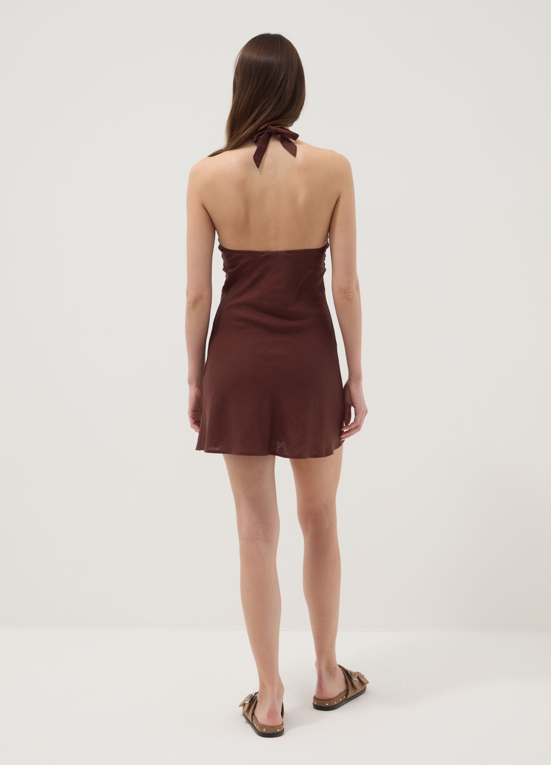 Braunes Mini-Kleid aus Viskose-Leinen-Mix, Regular Fit