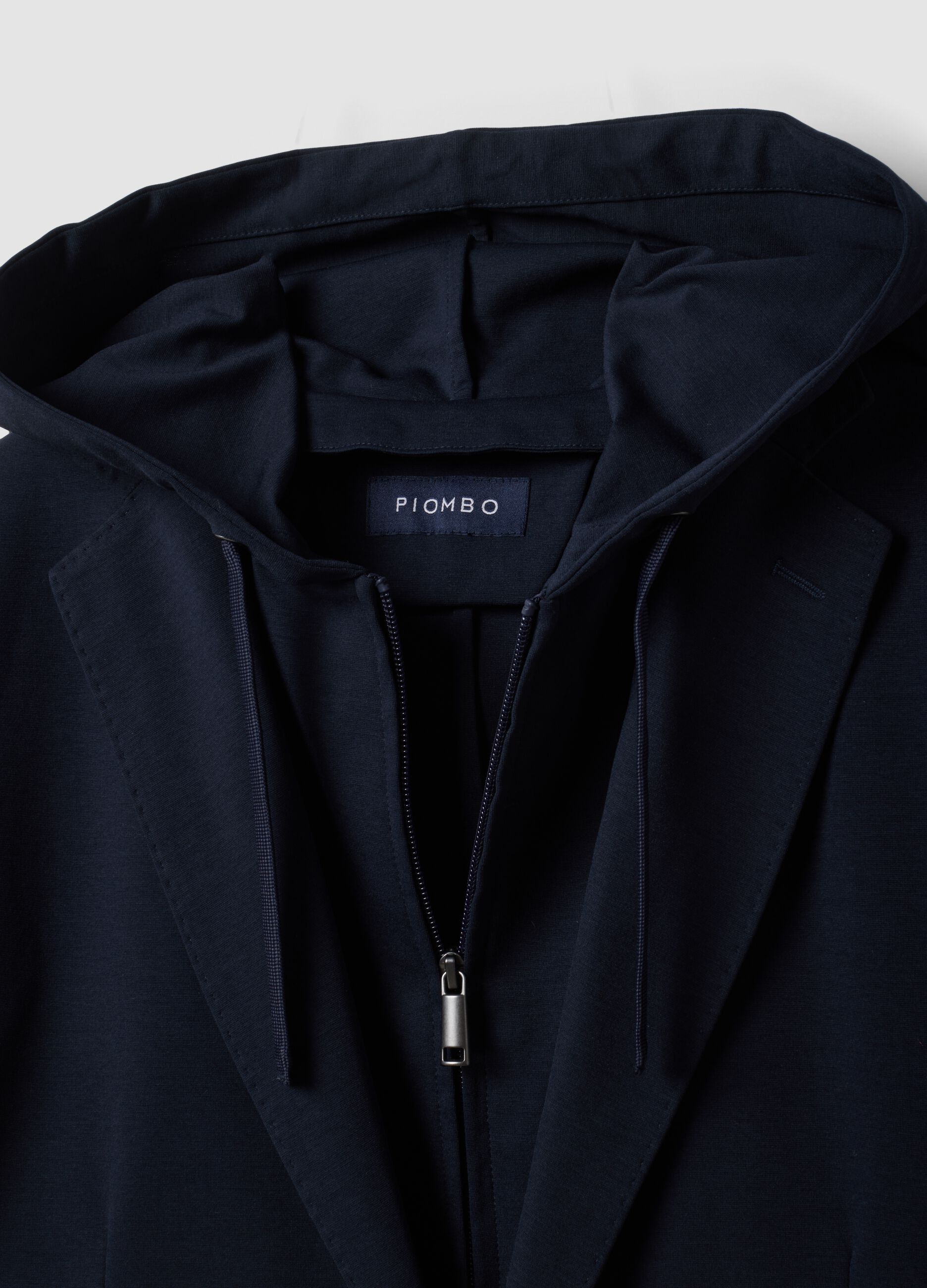 Blazer blu in cotone elasticizzato con cappuccio e rever classici