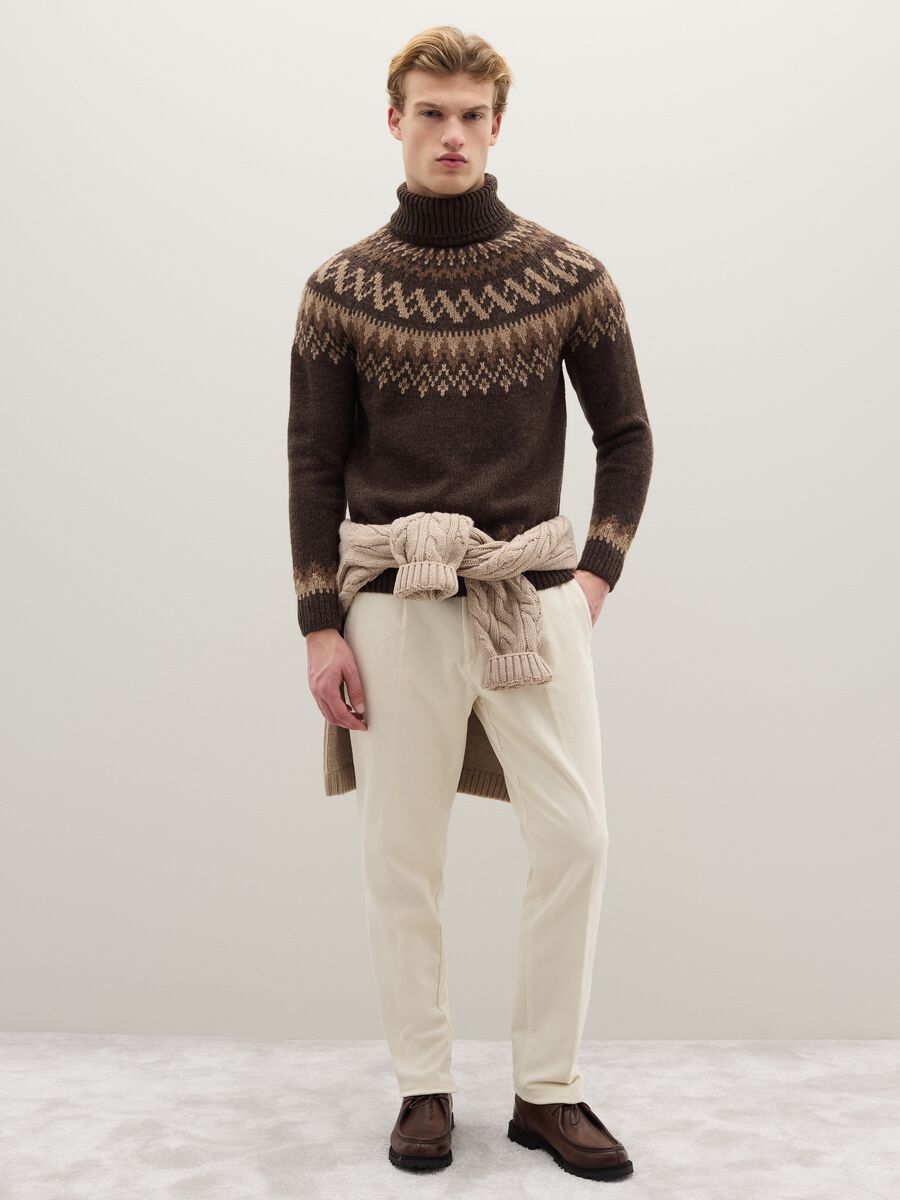 Regular fit brown turtleneck jumper with jacquard pattern_1